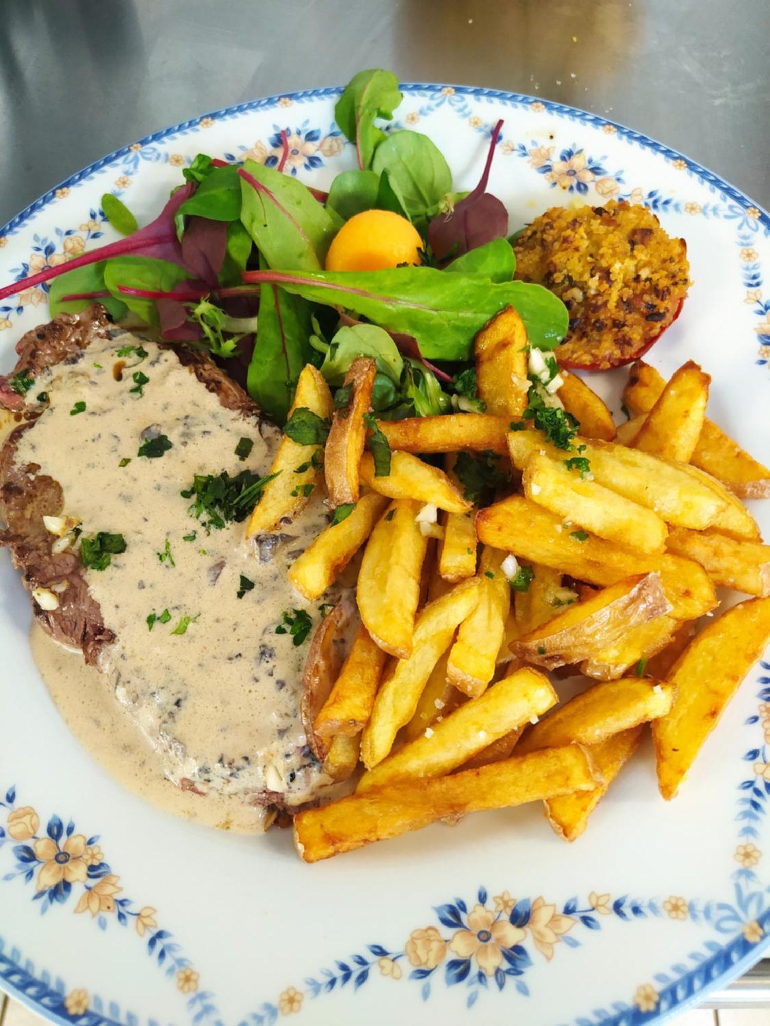 Chateau D'Arance Hotel Restaurant Espace Bien-Etre Cette-Eygun Bagian luar foto