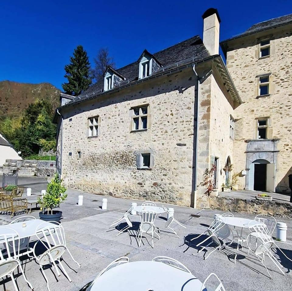 Chateau D'Arance Hotel Restaurant Espace Bien-Etre Cette-Eygun Bagian luar foto